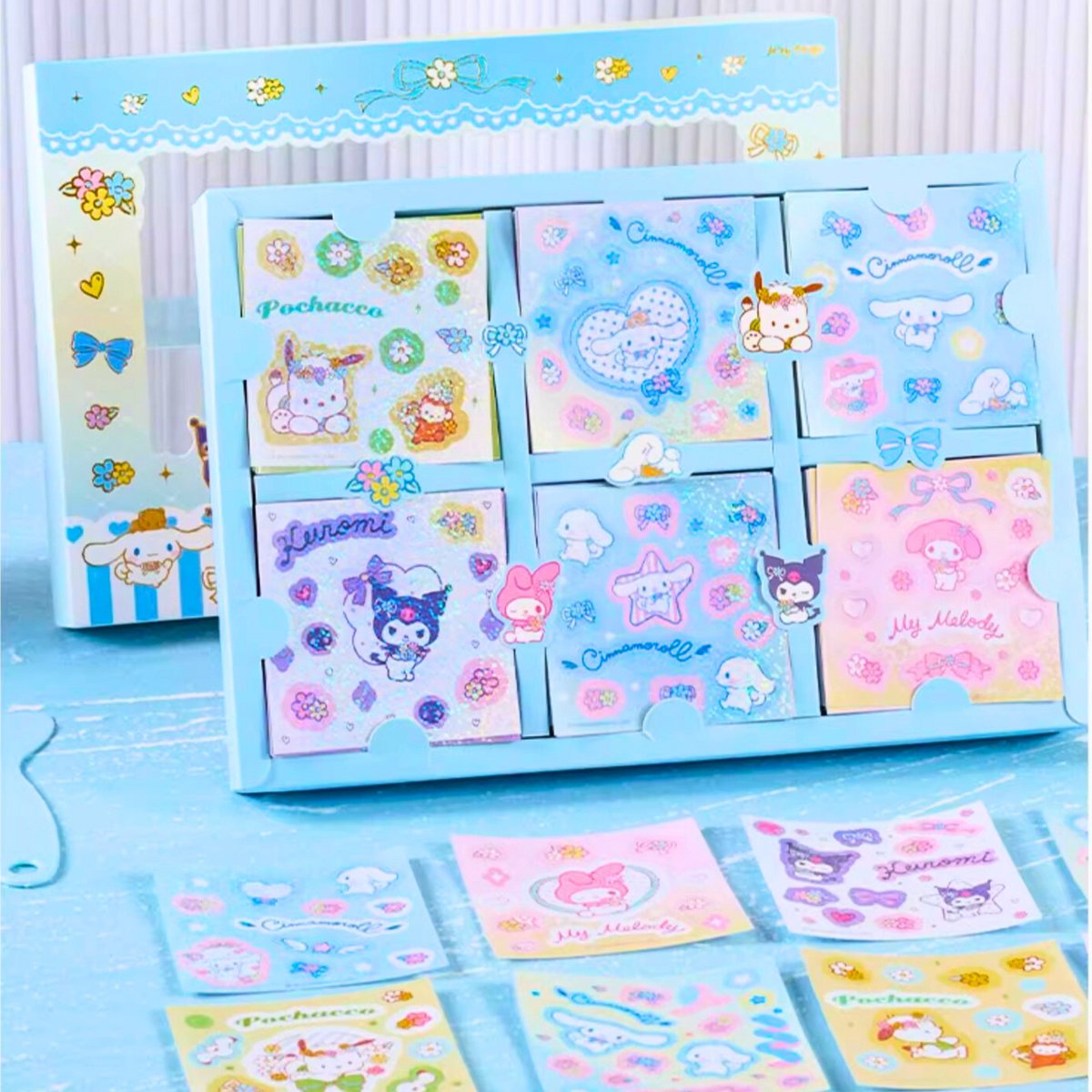 Sanrio - Sticker Box – 60 Unieke Stickers | Kuromi, Pochacco, My Melody en Cinnamoroll | Zelfklevend & Direct Gebruik | Perfect voor Journaling & DIY Decoratie